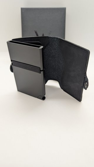 Wallet porta carte di credito con protezione RFID