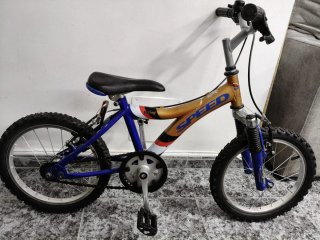 Bicicleta infantil SPEED color dorado y azul