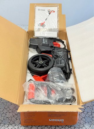Desbrozadora Plegable con Ruedas 800W y 2 Baterias