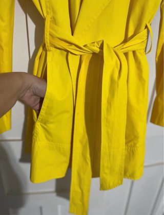 Gabardina Zara Amarilla Talla L