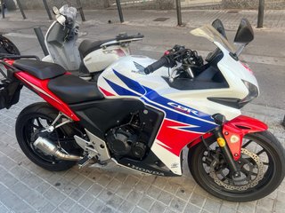Honda CBR500R Roja y Blanca