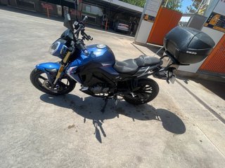 Keeway RKF 125 Azul