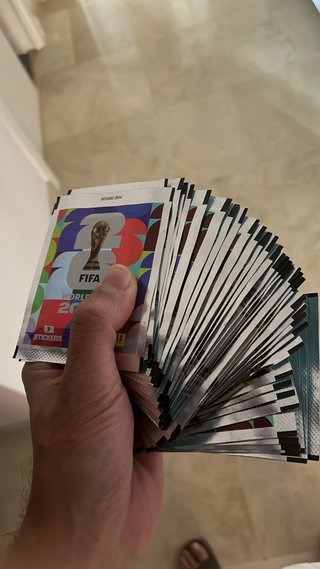 50 Sobres Panini Mundial FIFA 2022