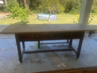 Mesa antigua de madera
