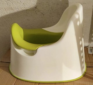 Orinal infantil y adaptador WC