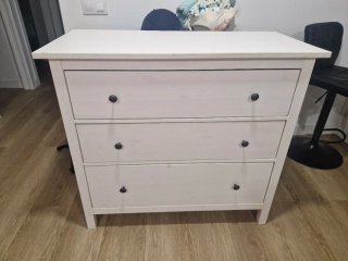 Cómoda HEMNES IKEA 3 cajones blanca madera maciza