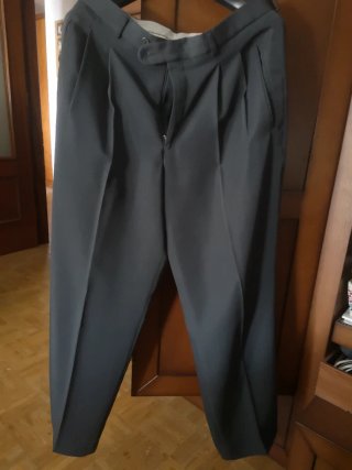 Traje de caballero gris