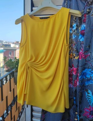 Completo Zara: Blusa Gialla e Pantaloni Palazzo