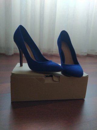 Zapatos de tacón azul talla 37