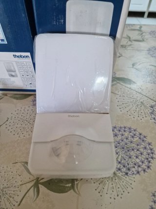 Lampada LED Theben theLeda P12 WH