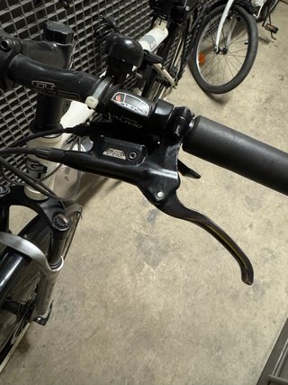 Bicicleta Urbana GT Avalanche