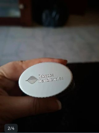 Perfumador de bolsillo plateado