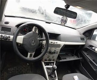 Opel Astra H Berlina 1.7 Elegance 2004 - Despiece
