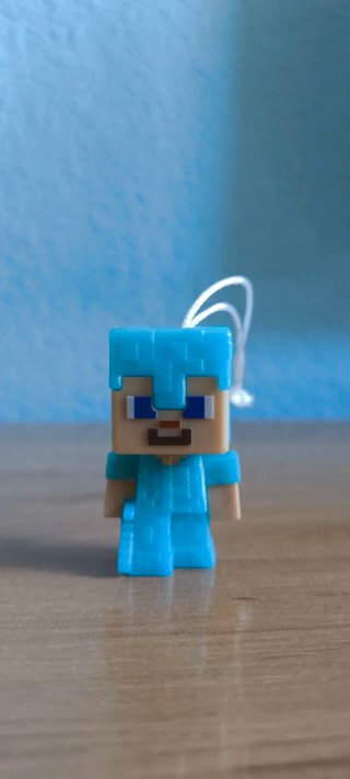 Figura Steve Armadura de diamate Minecraft Kinder
