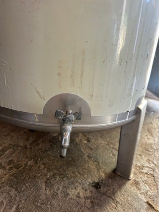Cuba de vino 300L de acero inoxidable.
