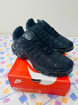 Zapatillas Nike Air Max Plus Negras