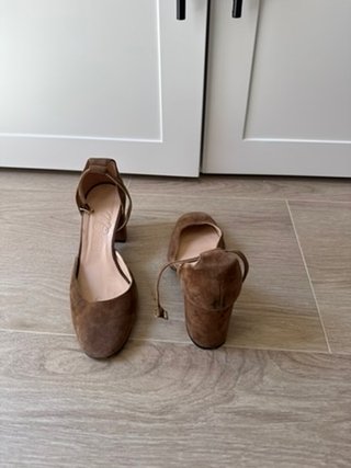 J. Crew Tacones de Ante Marrones