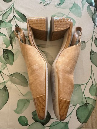 Sandalias Slingback Tacón Bloque Beige