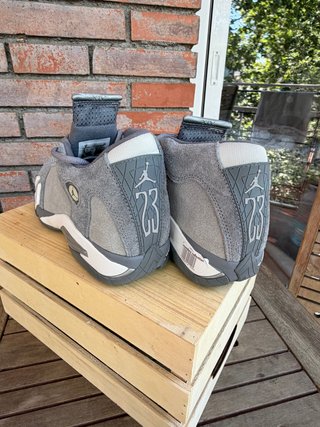 Air Jordan 14 Retro Gris