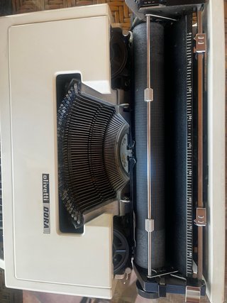 Olivetti Dora Máquina de Escribir