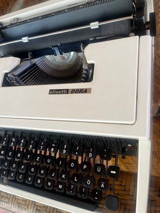 Olivetti Dora Máquina de Escribir