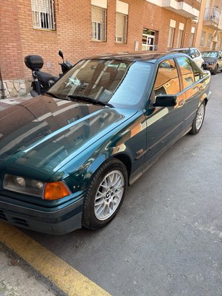 BMW 318i 180.000kms