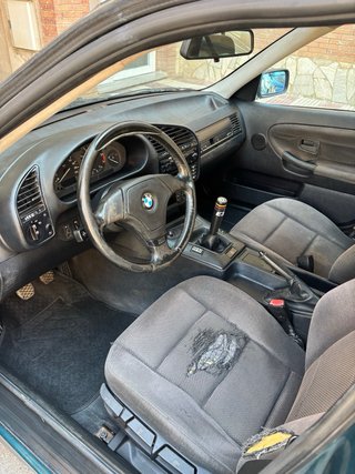BMW 318i 180.000kms