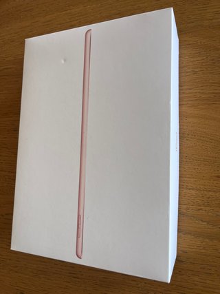 iPad 7ª Gen 32GB Rosa WiFi - Funda +teclado gratis