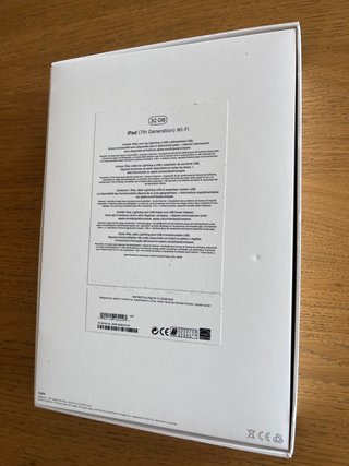 iPad 7ª Gen 32GB Rosa WiFi - Funda +teclado gratis