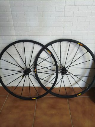 Berria Belador BR Sram RED eTap 11v S-M (T53)