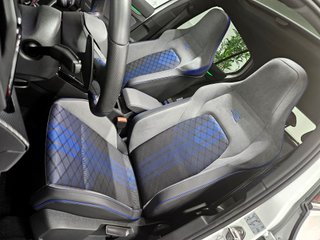 VOLKSWAGEN Golf R 2.0 TSI DSG 4M R-Performance