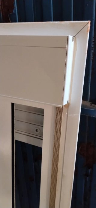 Ventana corredera aluminio blanca
