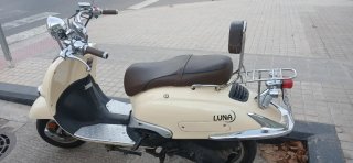 Sumco Luna 125 Scooter beige