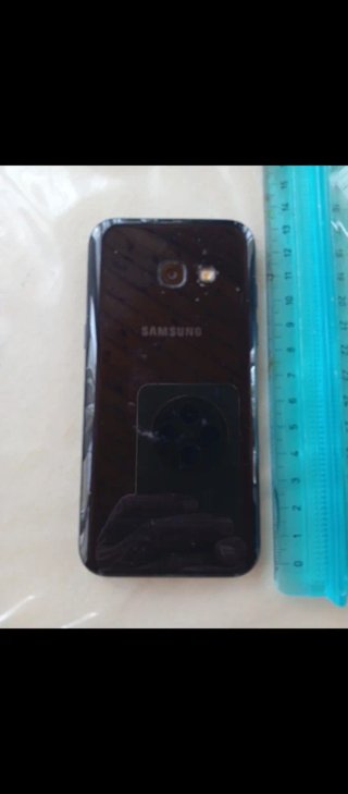 Samsung Galaxy A3 2017