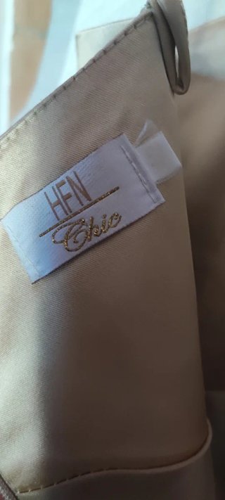Tubino elegante spalle scoperte zip di chiusura