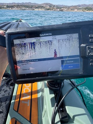 Kayak a pedali con pinne modello Wilkcat FX3