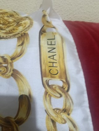 Pañuelo Chanel Cadena Oro Blanco