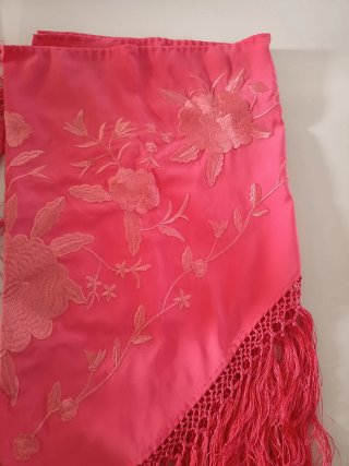 Mantoncillo Flamenco Rosa con Flecos