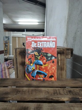 BIBLIOTECA MARVEL DR.EXTRÑO Y NAMOR