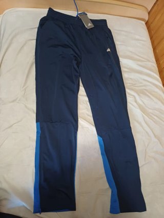 Chandal completo Adidas azul y negro nuevo