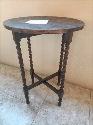 Mesa plegable antigua de madera