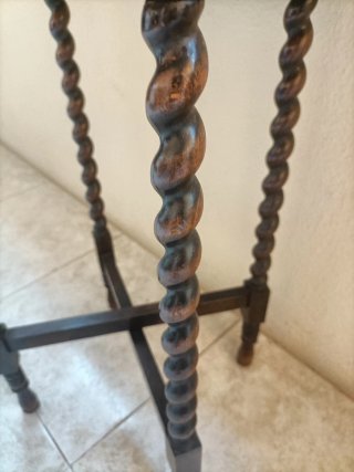 Mesa plegable antigua de madera