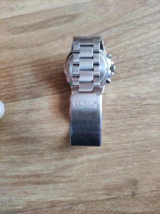 Reloj Lorus Cronógrafo de acero
