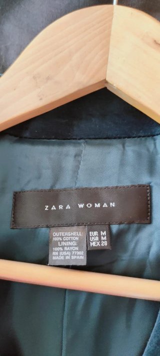 Chaquetilla negra de terciopelo