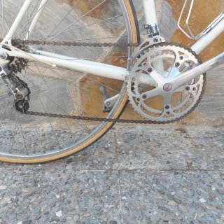 Bicicleta carretera Orbea clásica blanca
