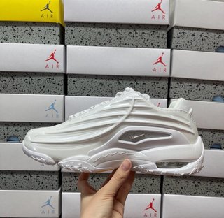 Nike NOCTA Hot Step II Blanca Talla 42