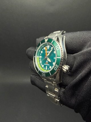 Reloj Seiko Sumo GMT Verde