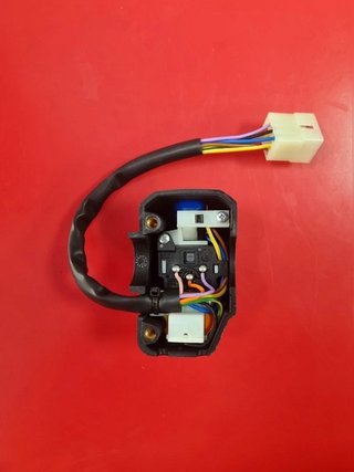 LLave Luces/Intermitencia/Claxon DERBI