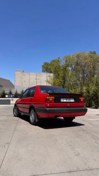 Volkswagen Jetta Mk2 1990 (1.6)