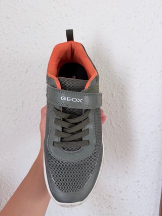 Zapatillas Geox niño verde y naranja
